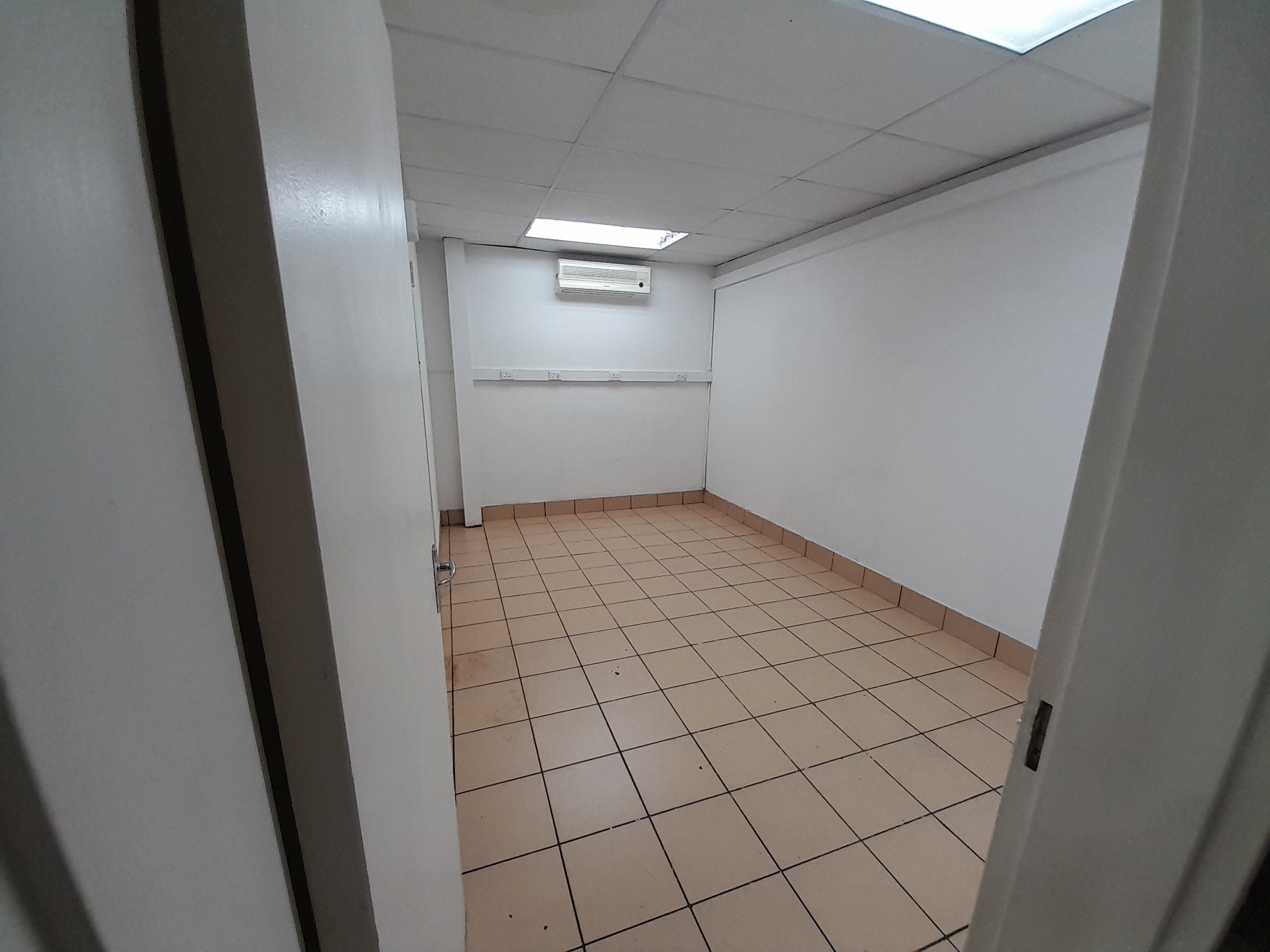 To Let commercial Property for Rent in Gants Plaza Western Cape